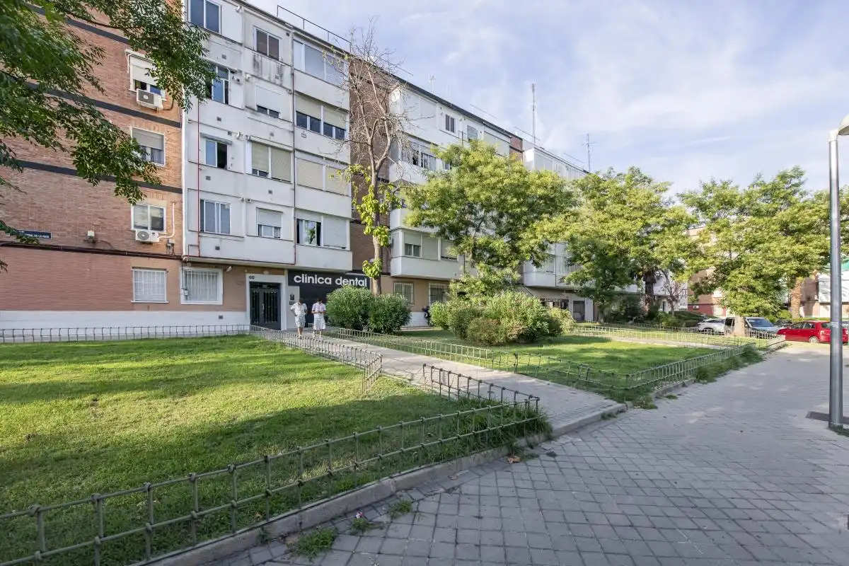 Exterior view of Flat for sale in Madrid  with Air Conditioner, Heating and Terrace