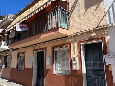 Piso con balcón en venta en Cuesta del Molino