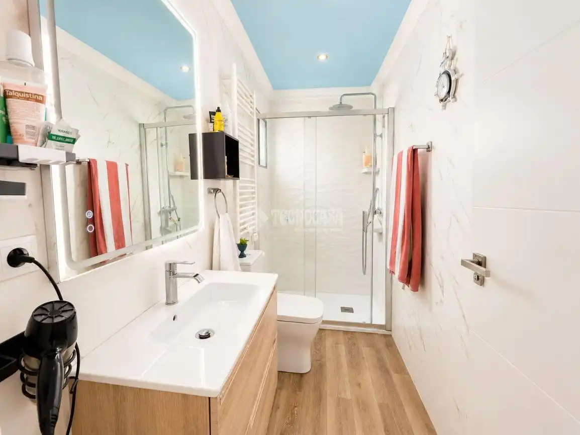 Baño de Piso en venta en Tarragona con Aire acondicionado