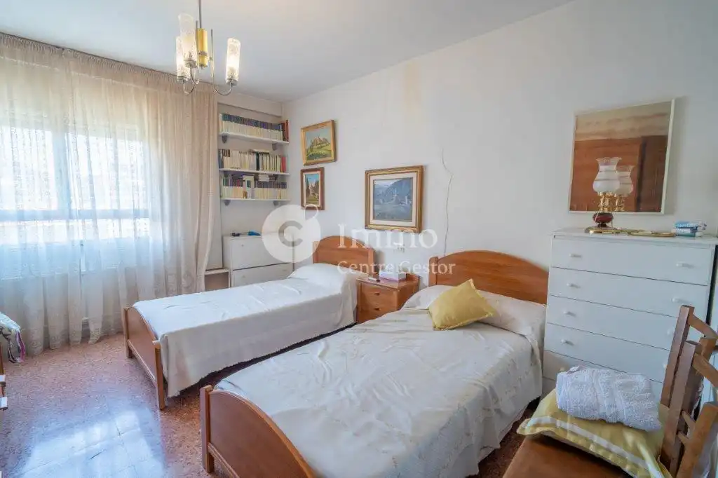 Habitación de Piso en venta en Lleida con Aire acondicionado, Calefacción y Trastero