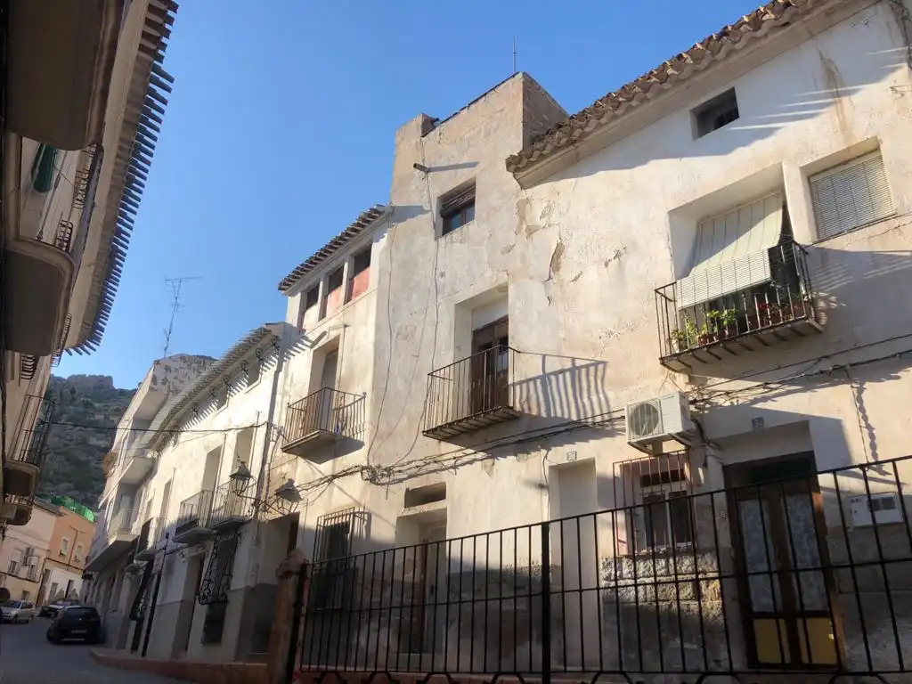 Vista exterior de Casa adosada en venda en Mula