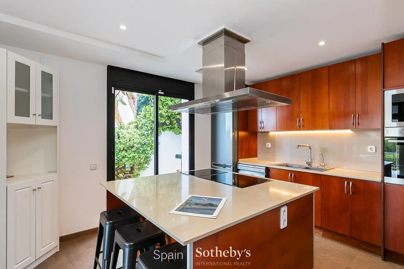 Kitchen of Houses for sale in Sant Pere de Ribes  with Air Conditioner, Heating and Private garden