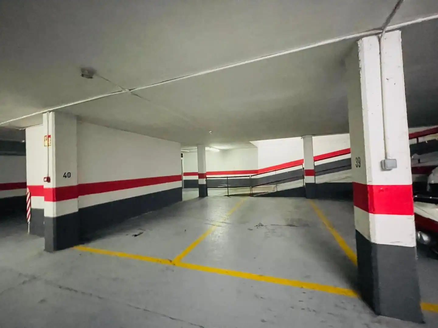 Parkplatz von Garage zum Verkauf in Zaragoza