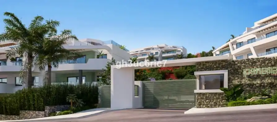 Apartamento con terraza en venta en Calahonda, imagen 4