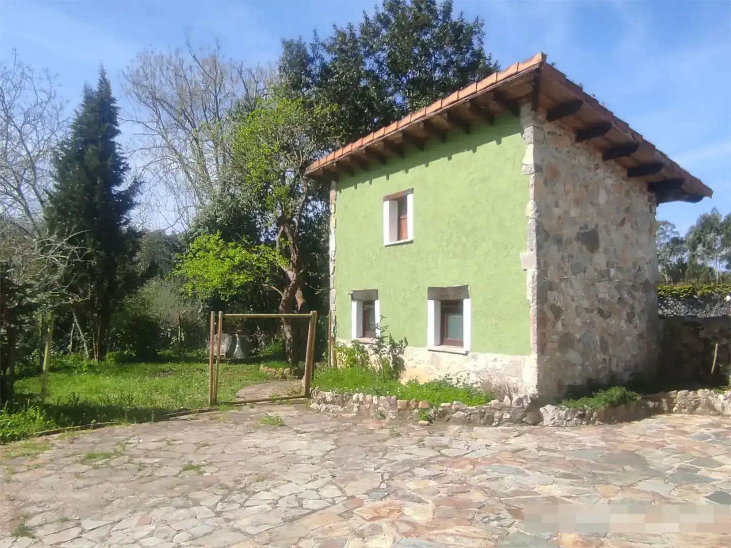 Vista exterior de Casa o xalet en venda en Llanes