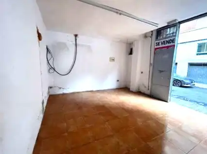 Local comercial en venta en Carrer Serves de Jesús, imagen 3