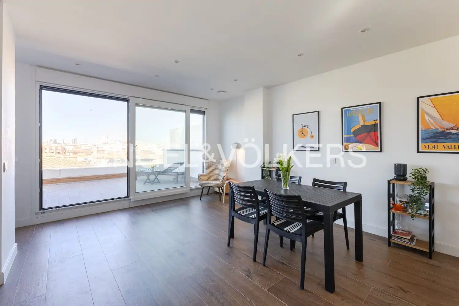 Vista exterior de Ático en venta en Valencia con Aire acondicionado, Calefacción y Terraza