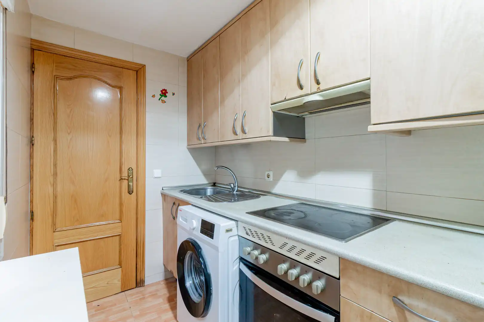 Cocina de Piso en venta en Madrid con Calefacción