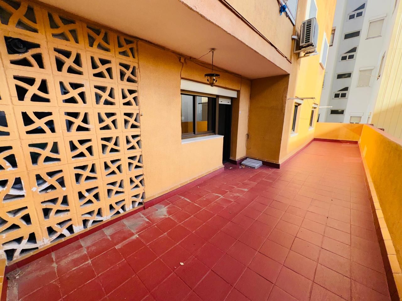 Exterior view of Flat for sale in Montcada i Reixac  with Heating and Terrace