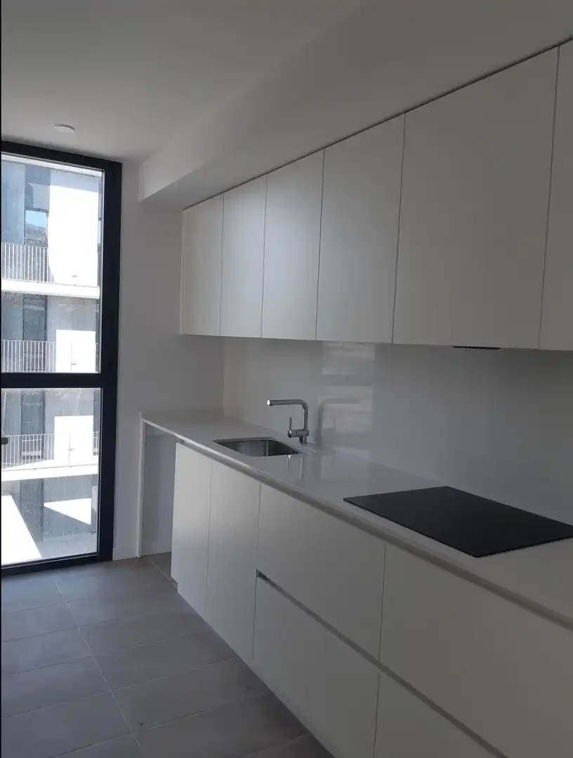 Cocina de Piso de alquiler en Badalona con Calefacción, Jardín privado y Terraza