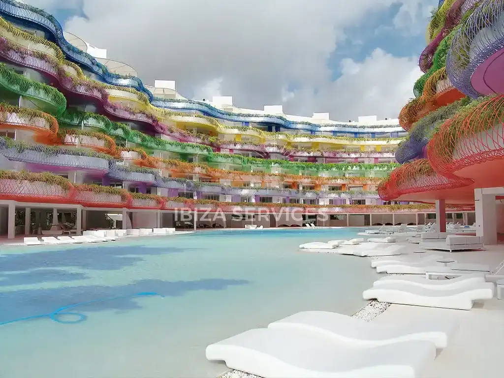Appartamento con piscina in affitto a Marina Botafoc - Platja de Talamanca, imagen 2