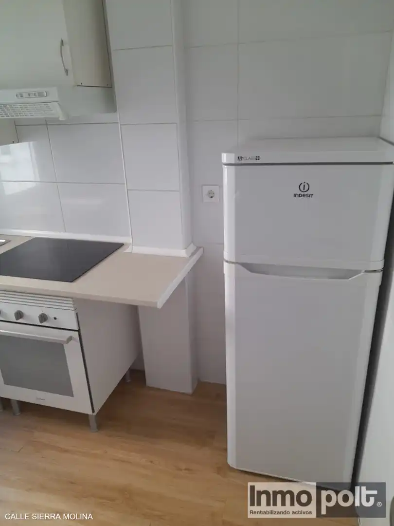 Cocina de Piso en venta en Madrid con Calefacción, Horno y Lavadora