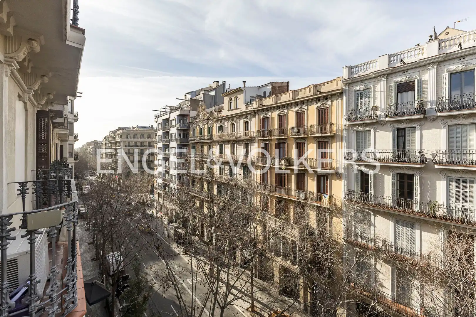 Exterior view of Flat for sale in Barcelona  with Air Conditioner, Heating and Balcony