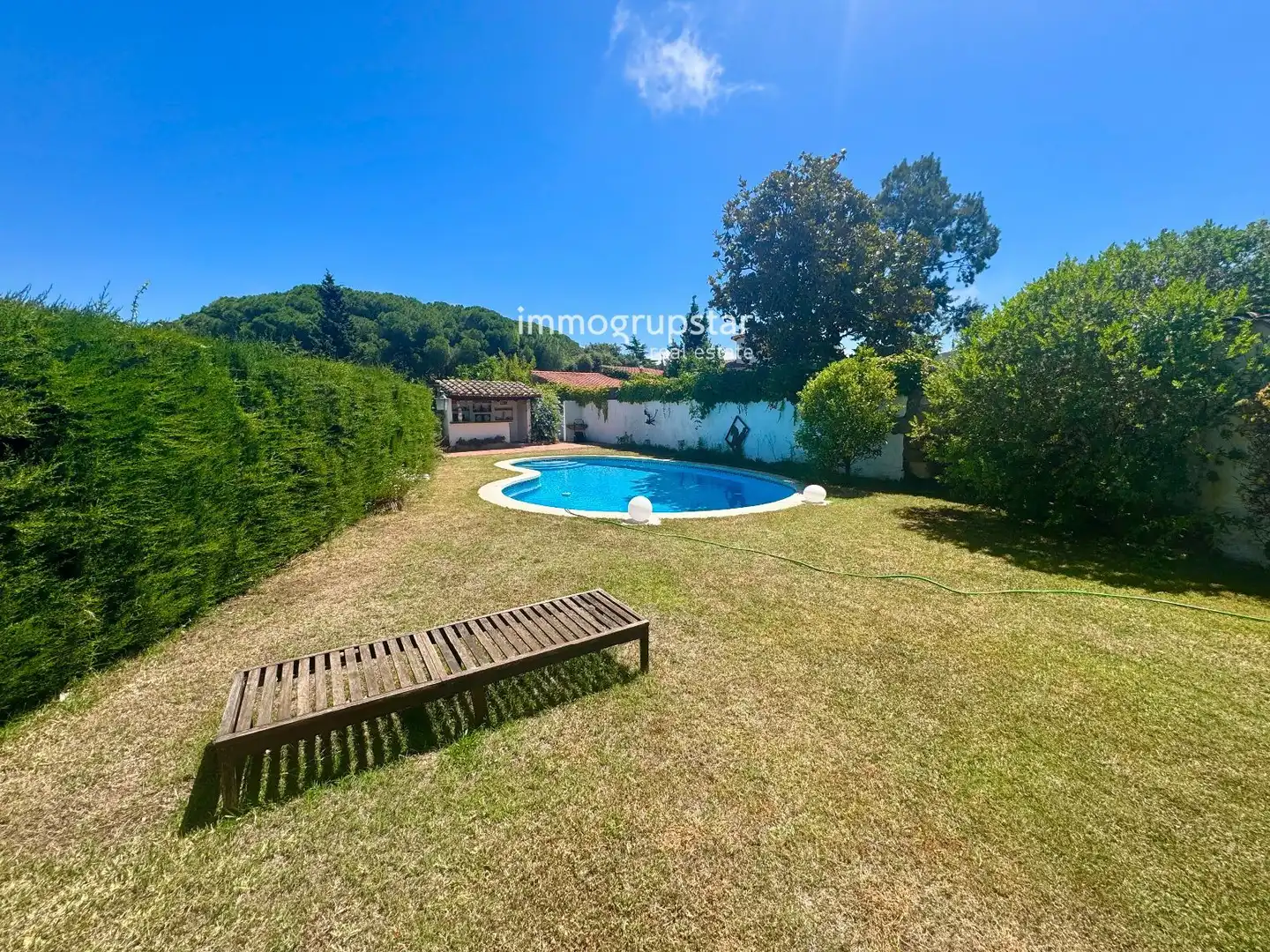 Jardí de Finca rústica en venda en Castell d'Aro, Platja d'Aro i s'Agaró amb Calefacció, Terrassa i Traster