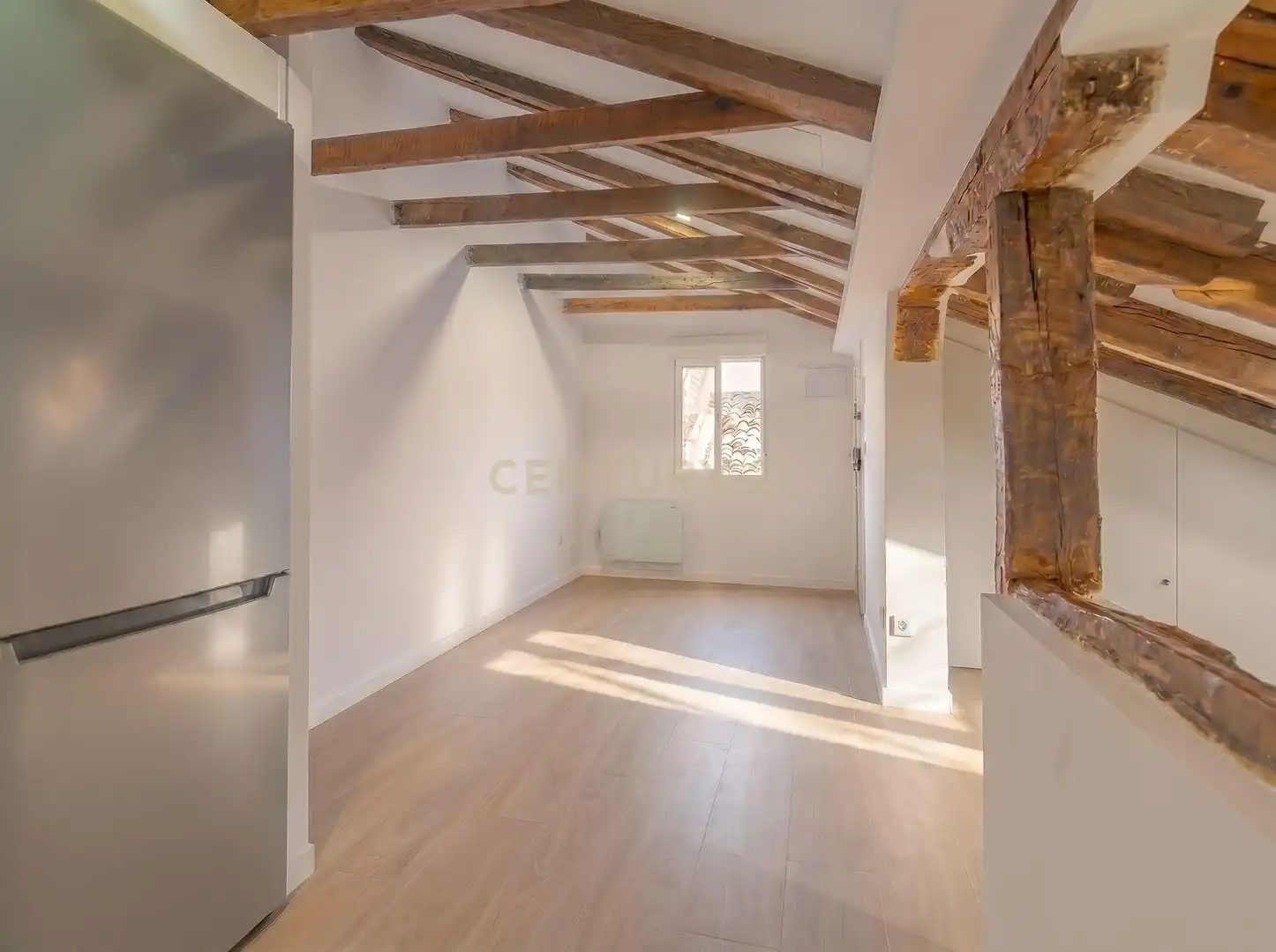 Habitación de Piso en venta en Madrid con Aire acondicionado, Lavadora y Microondas