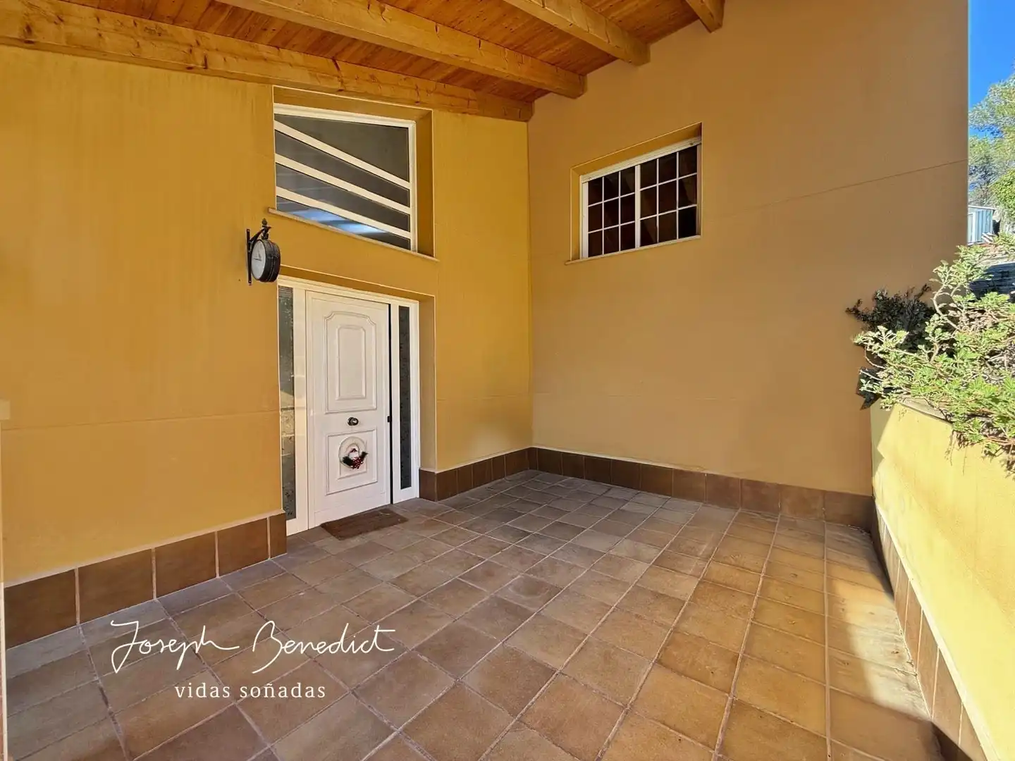 Houses for sale in Begues  with Air Conditioner, Heating and Private garden