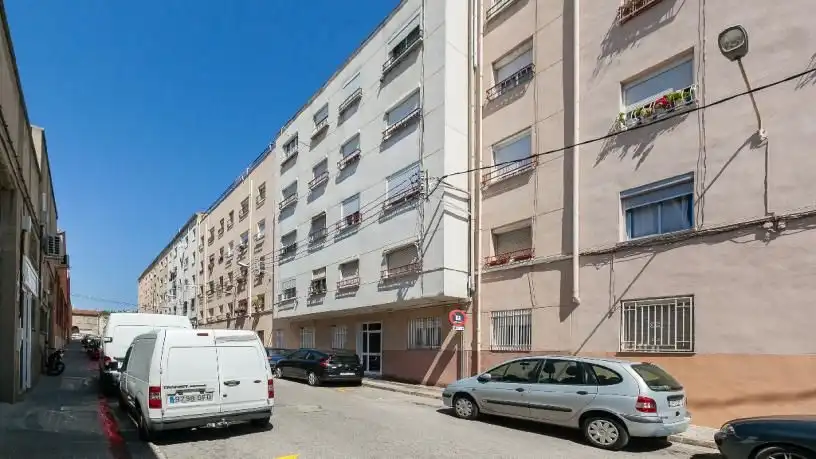 Vista exterior de Pis en venda en Sabadell