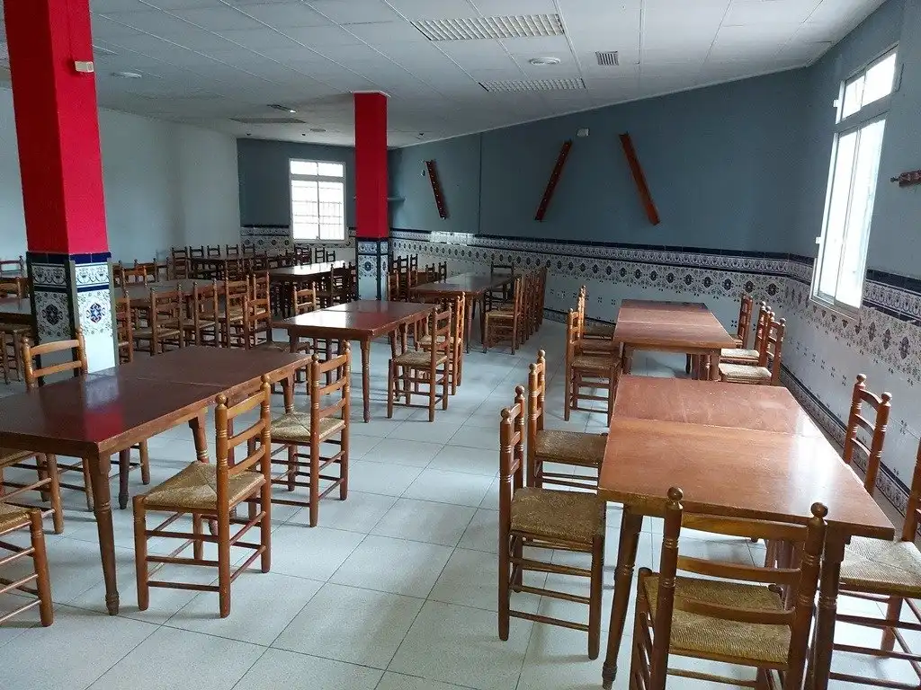 Commercial properties for sale in Domeño