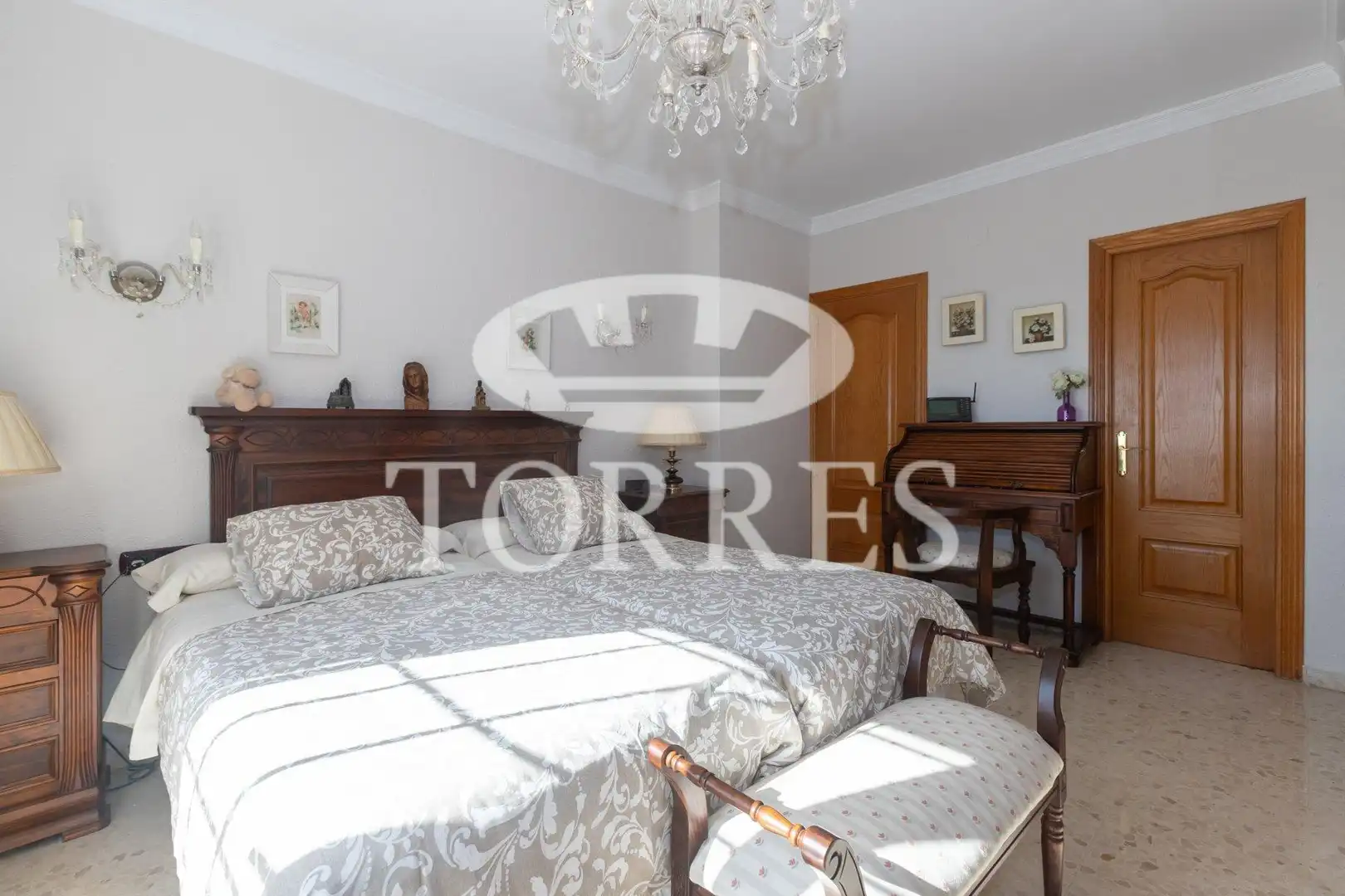 Dormitori de Casa o xalet en venda en Málaga amb Aire condicionat, Calefacció i Jardí privat