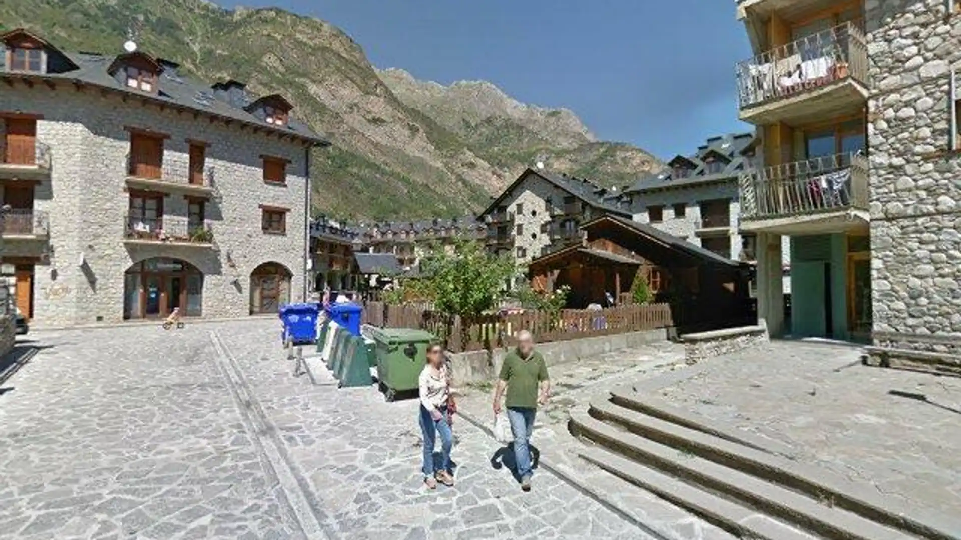 Vista exterior de Piso en venta en Benasque