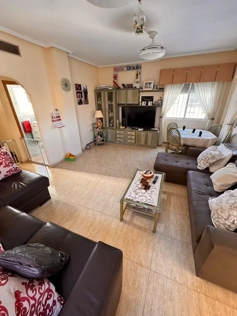 Sala d'estar de Casa o xalet en venda en Cartagena amb Calefacció, Jardí privat i Piscina