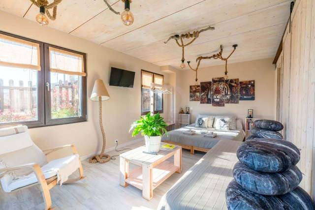 Casa-chalet en Venta en  Calle la Corona Ag. Badaguas 27, 27 en Poblaciones norte