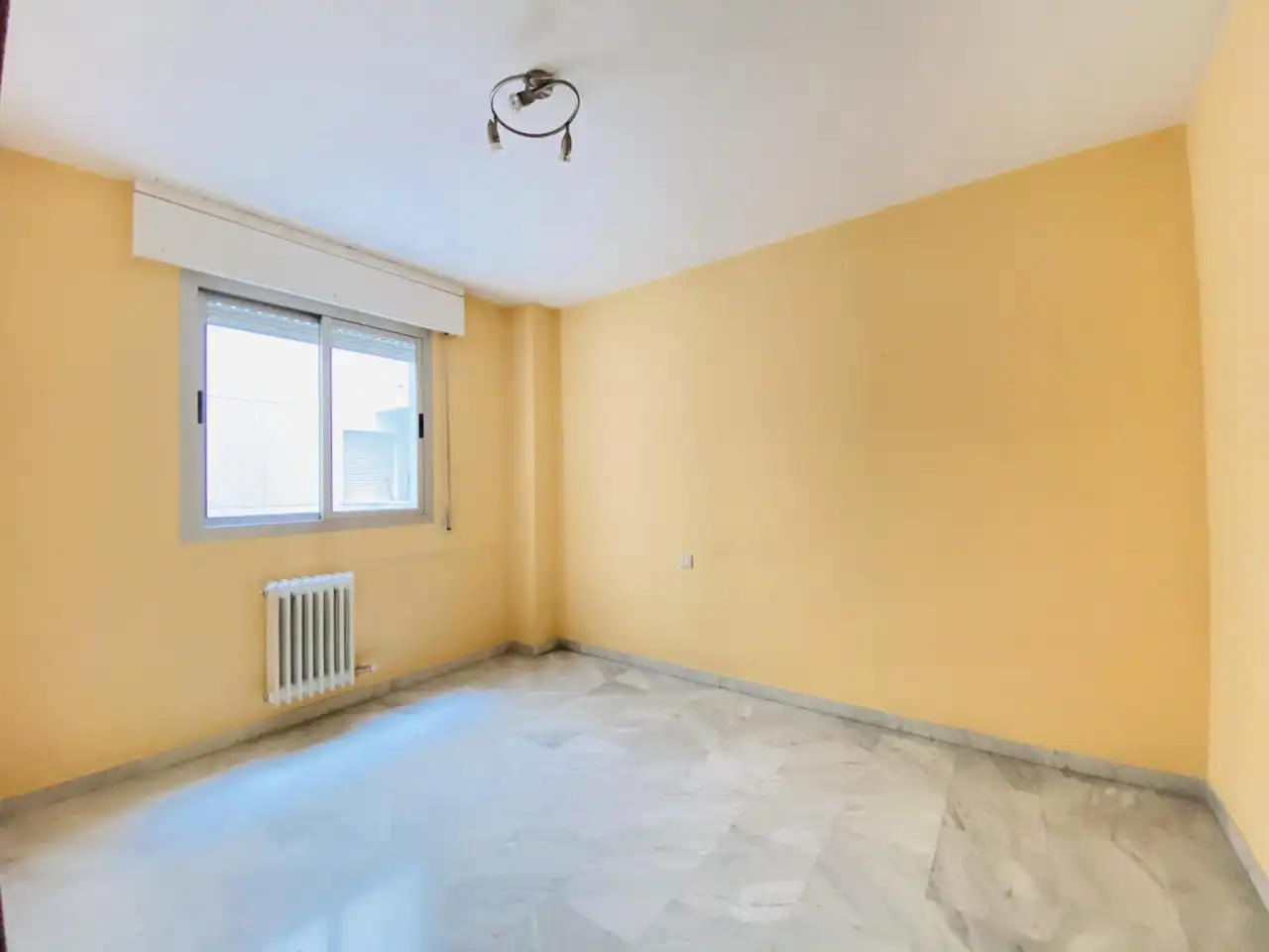 Piso con terraza en venta en Maria Teresa De Léon, imagen 18