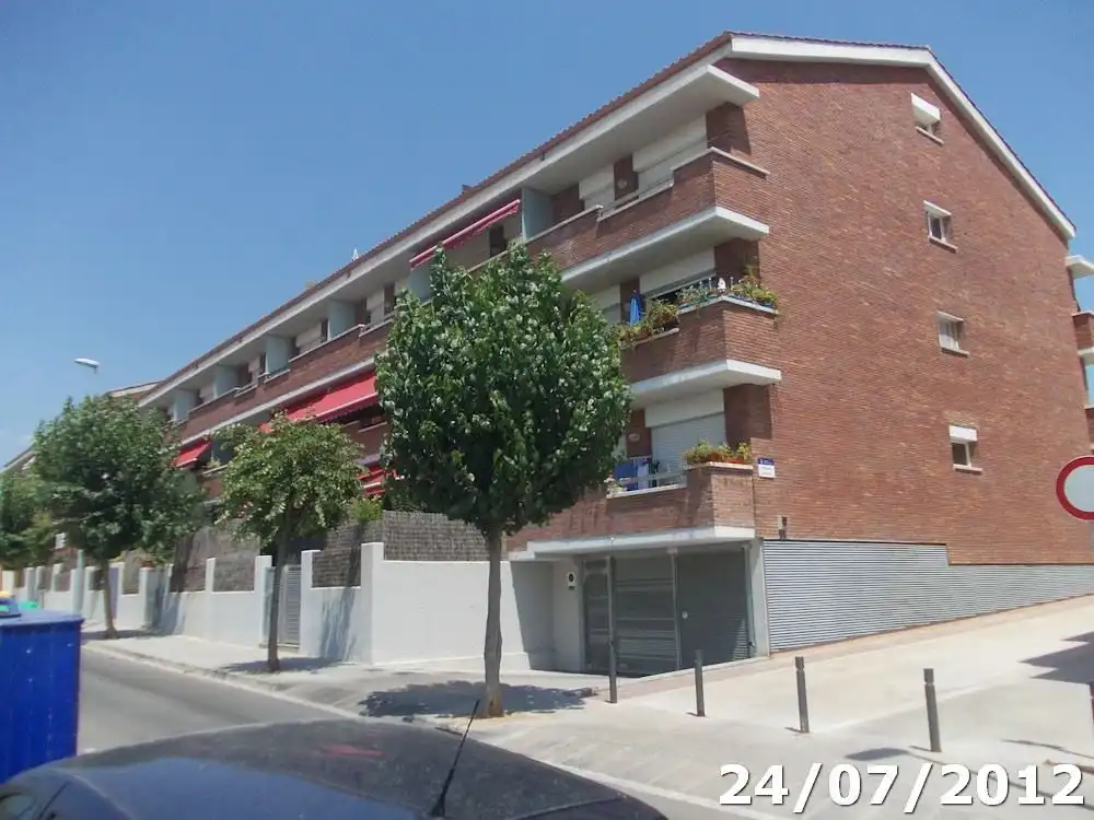 Dúplex con terraza en venta en Passatge Sui 6
