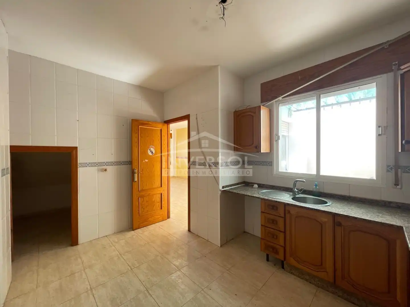 Küche von Einfamilien-Reihenhaus zum Verkauf in Balanegra mit Terrasse, Abstellraum und Balkon