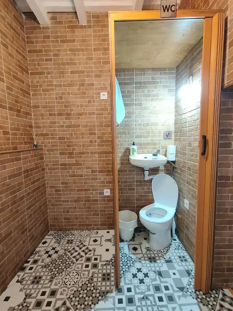 Badezimmer von Geschaftsraum zur Miete in Tarifa