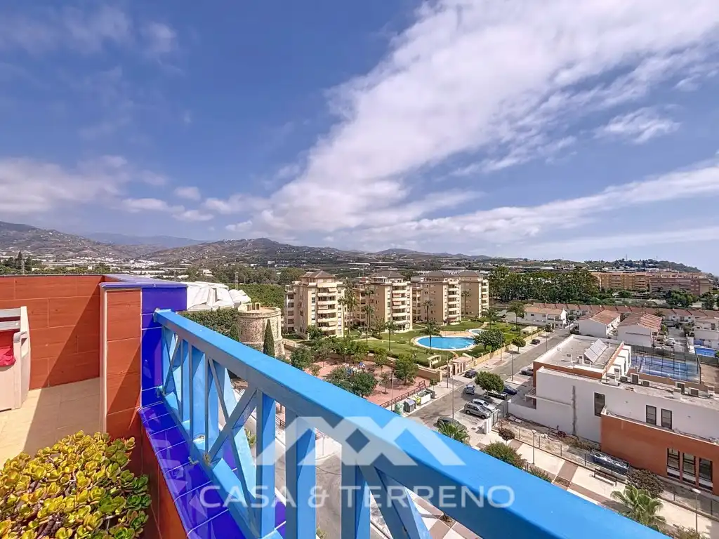 Außenansicht von Dachboden zum Verkauf in Algarrobo mit Klimaanlage, Terrasse und Balkon