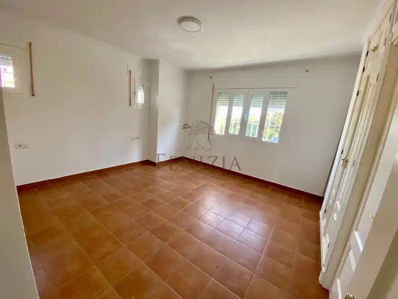 Bedroom of Detached homes for rent in El Puerto de Santa María  with Air Conditioner, Private garden and Storage room