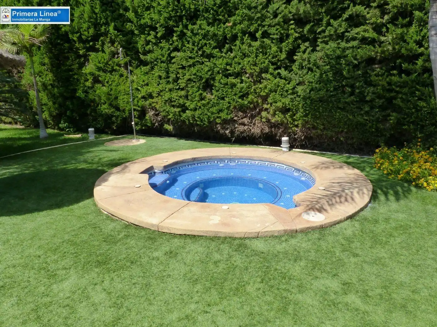 Piscina de Casa o chalet en venta en La Manga del Mar Menor con Jardín privado, Terraza y Trastero