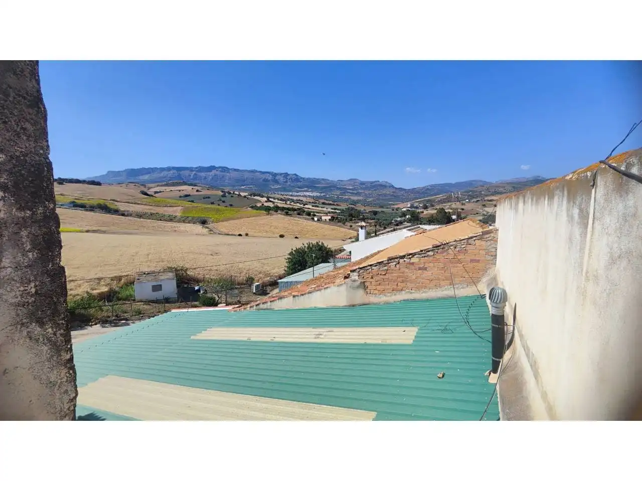 Vista exterior de Casa o chalet en venta en Almogía con Aire acondicionado, Calefacción y Jardín privado