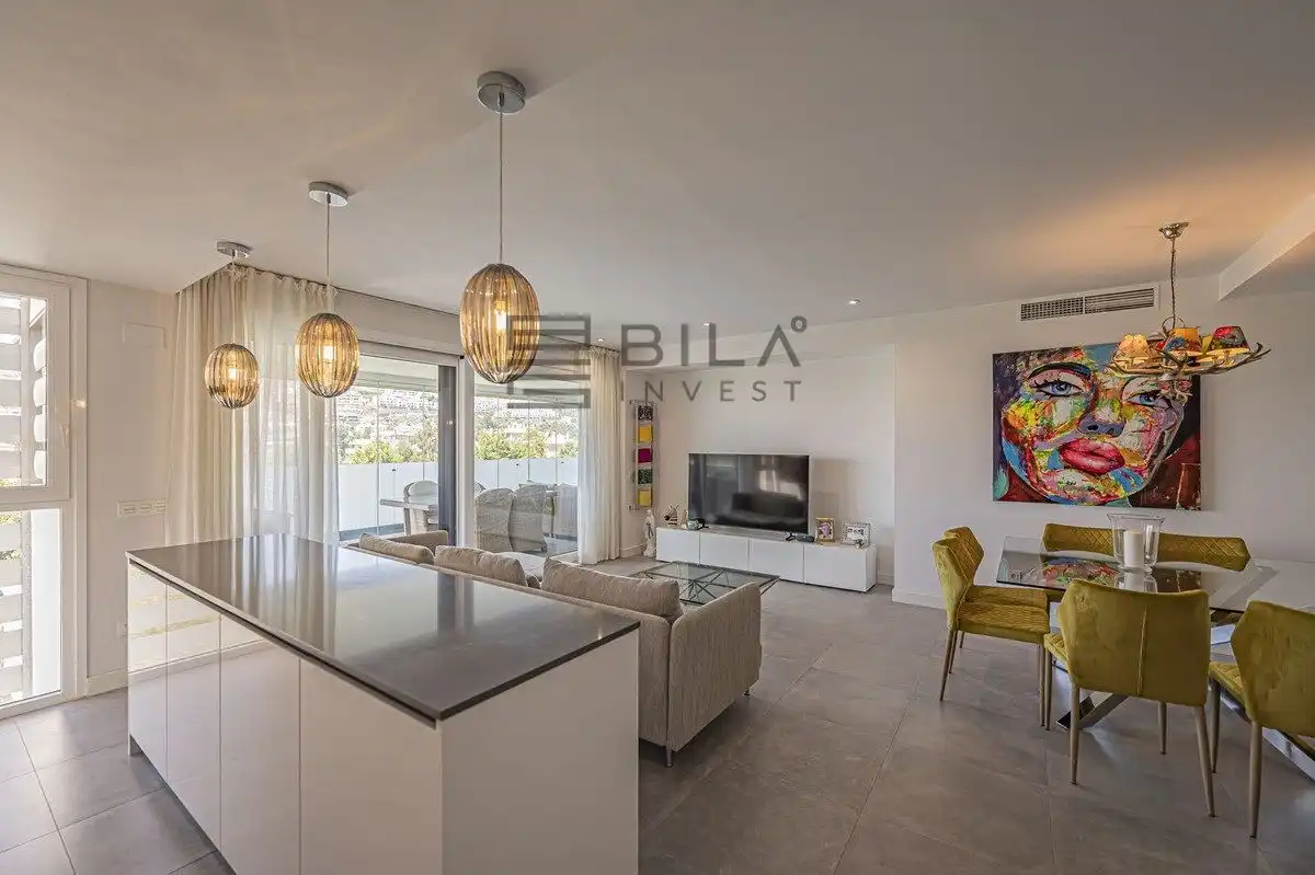 Piso con piscina en venta en Cala Serena, imagen 9