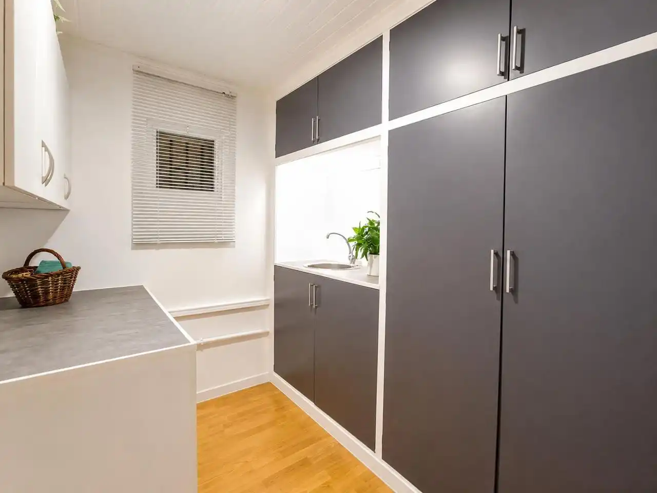 Cocina de Piso en venta en Sant Boi de Llobregat con Calefacción