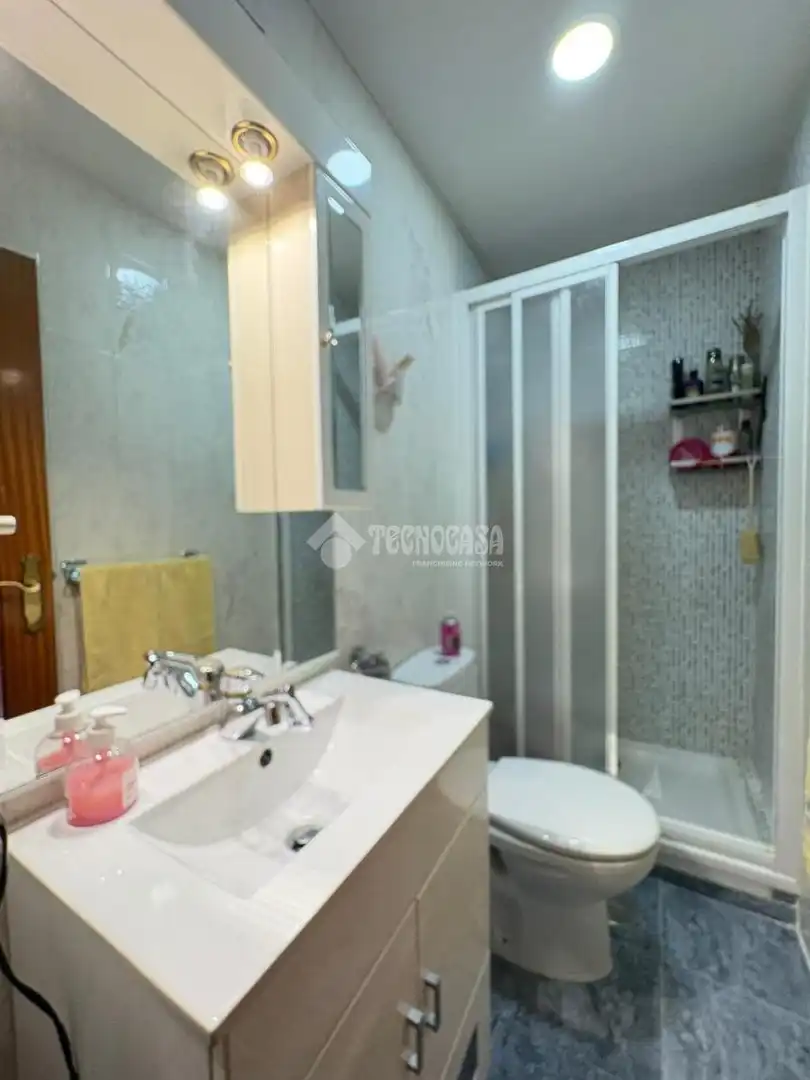 Baño de Piso en venta en Getafe con Calefacción