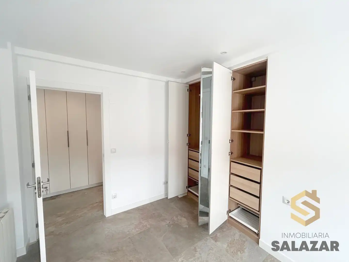 Habitación de Piso de alquiler en Bilbao  con Calefacción