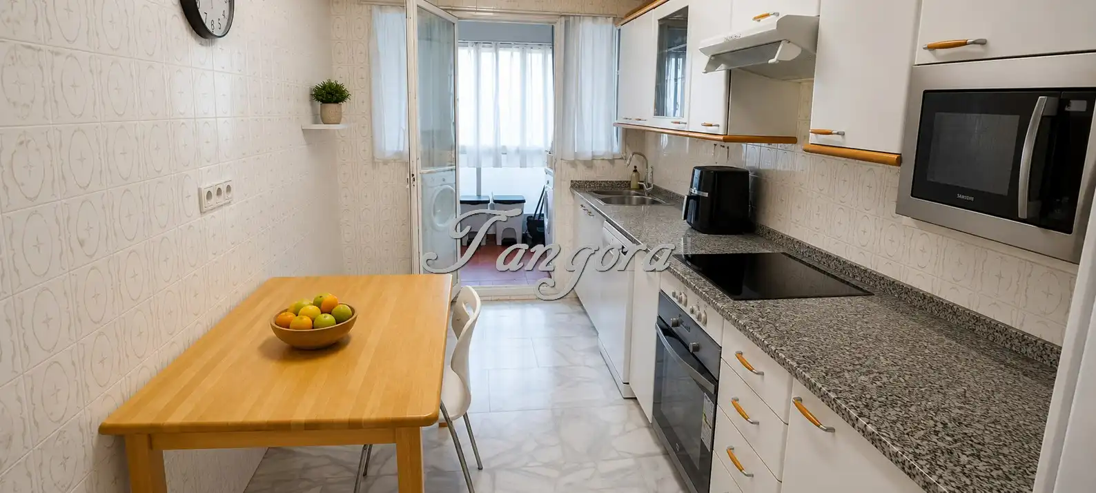 Cuina de Pis en venda en Getxo  amb Calefacció, Parquet i Terrassa
