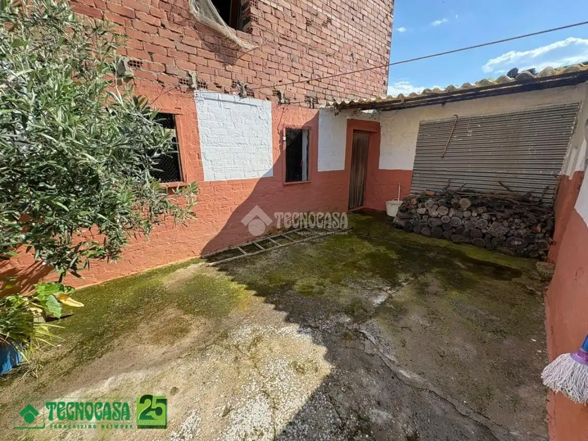 Detached homes for sale in Alcolea de Calatrava