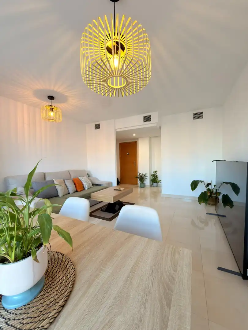 Sala d'estar de Pis en venda en Campoamor - Altozano