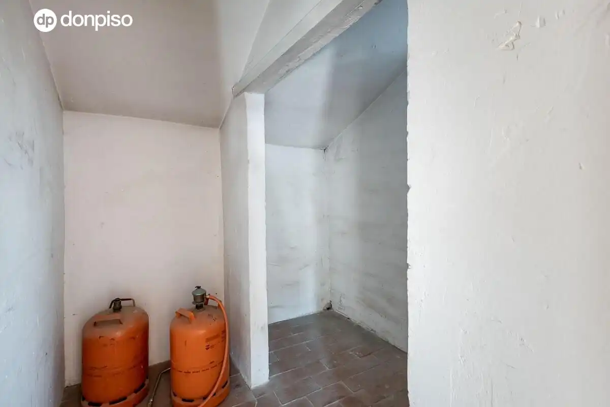 Flat for sale in Granada  with Air Conditioner, Heating and Terrace