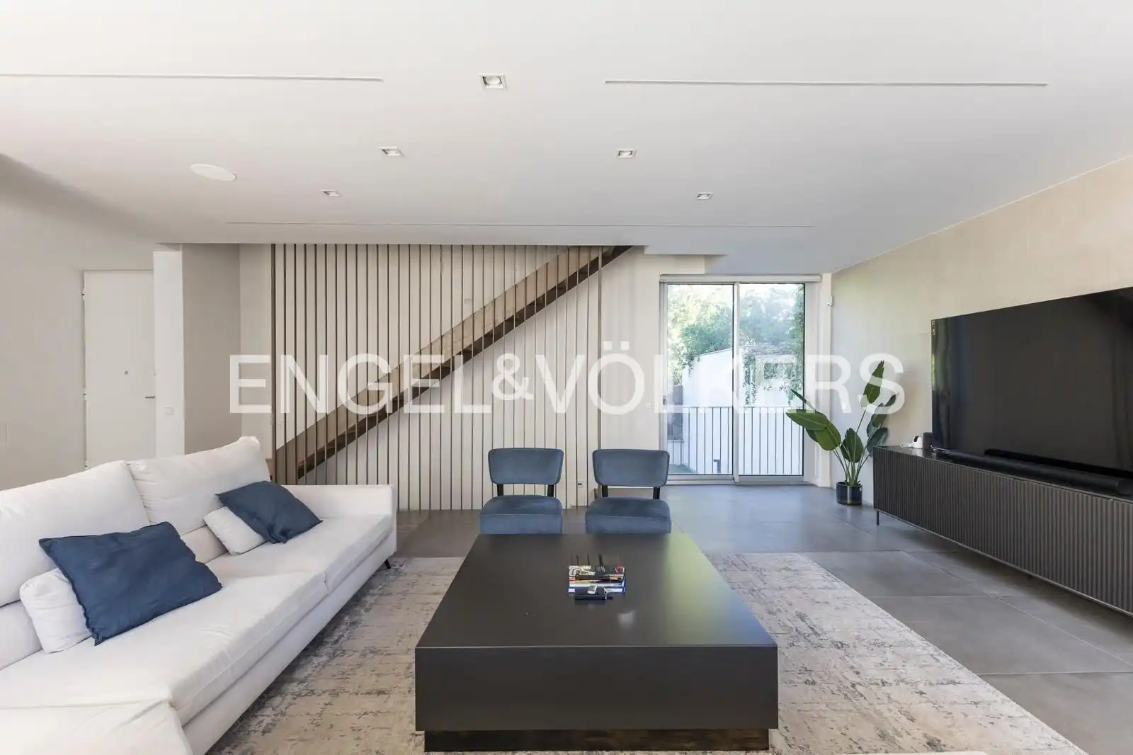 Maison mitoyenne avec terrasse à louer à Urbanización La Moraleja, imagen 3