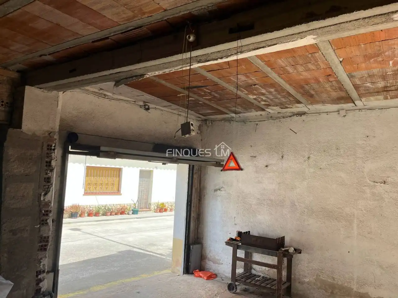 Aparcament de Casa adosada en venda en Tordera amb Jardí privat i Terrassa