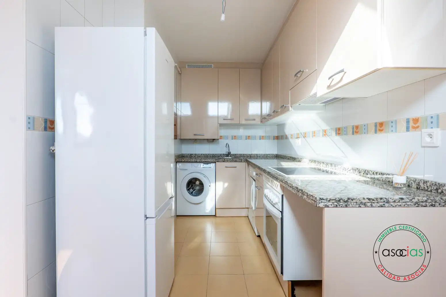 Kitchen of Flat for sale in Sur