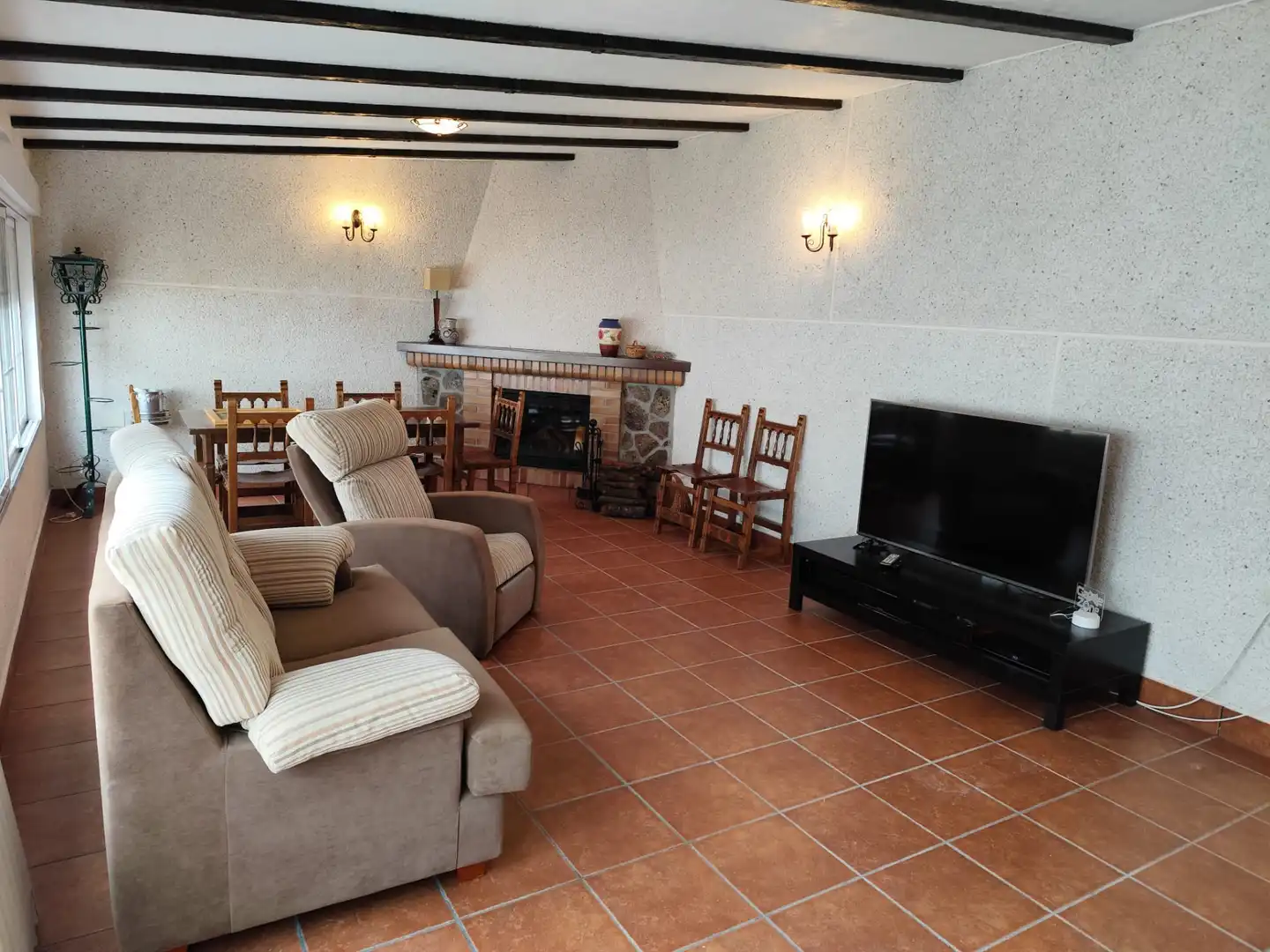 Sala de estar de Casa o chalet en venta en Maello con Calefacción y Amueblado