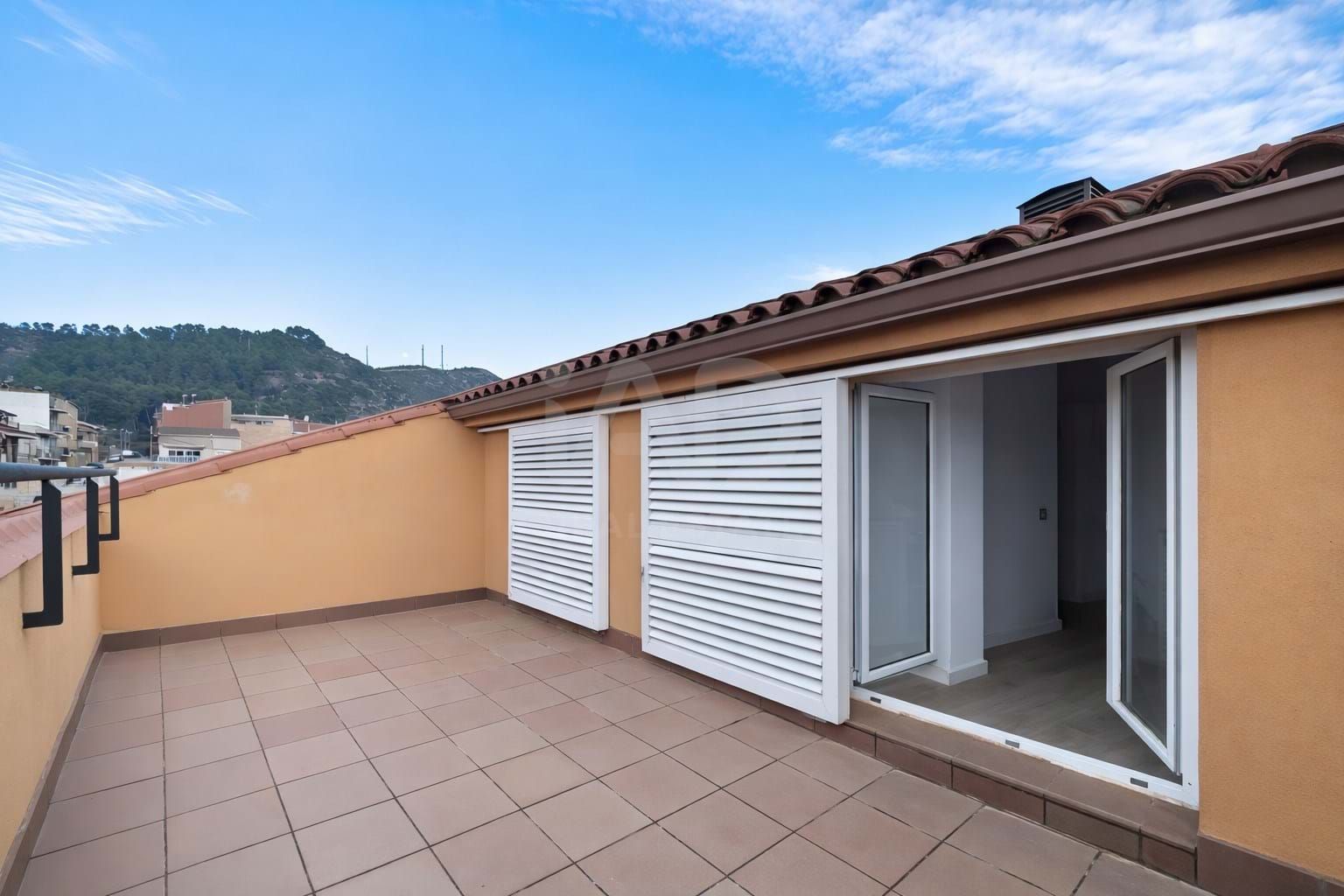 Terraza de Piso en venta en Sant Vicenç de Castellet con Calefacción y Terraza