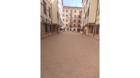 Foto 2 de Piso en venta en Calle Puerta de Huerta, Zona Entrada - Gasolineras, Ocaña