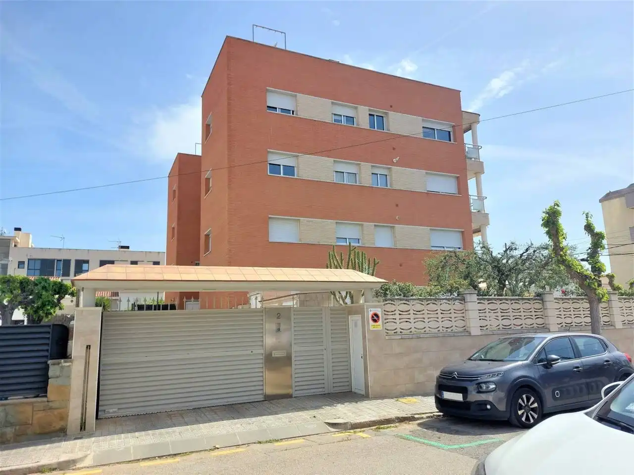 Vista exterior de Piso de alquiler en Vilanova i la Geltrú con Aire acondicionado, Calefacción y Terraza