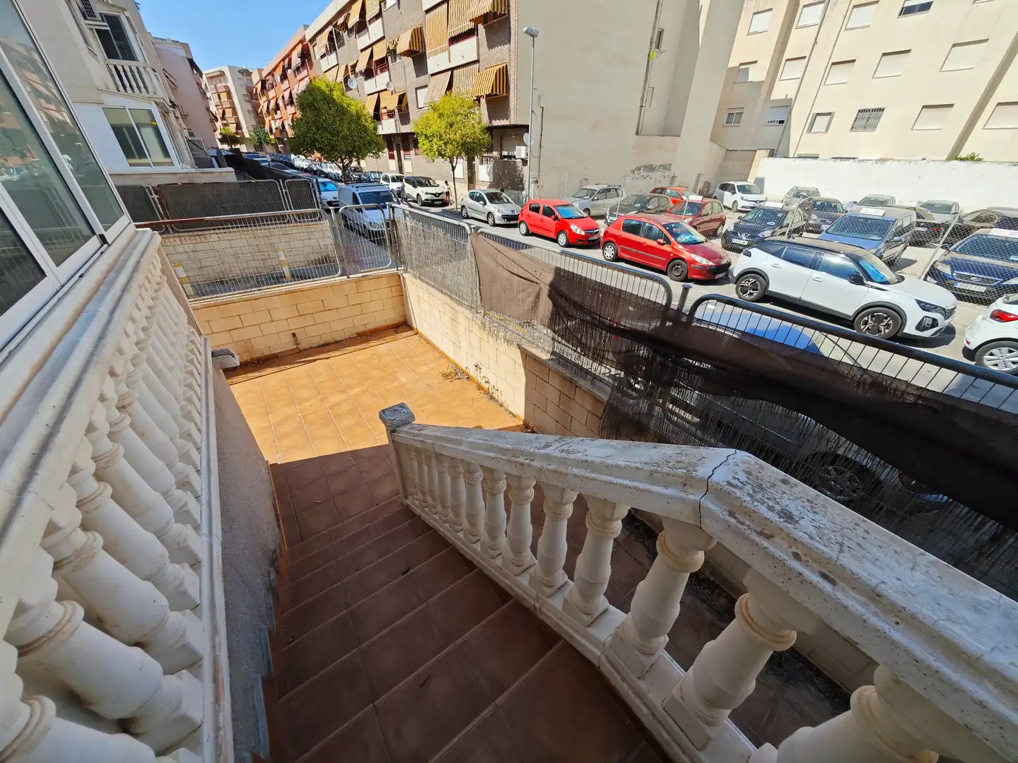 Außenansicht von Wohnung zum Verkauf in Mutxamel mit Privatgarten, Parkett und Terrasse